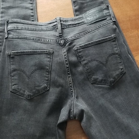 721 NWOT Levi's grey high rise skinny jeans - Picture 6 of 8